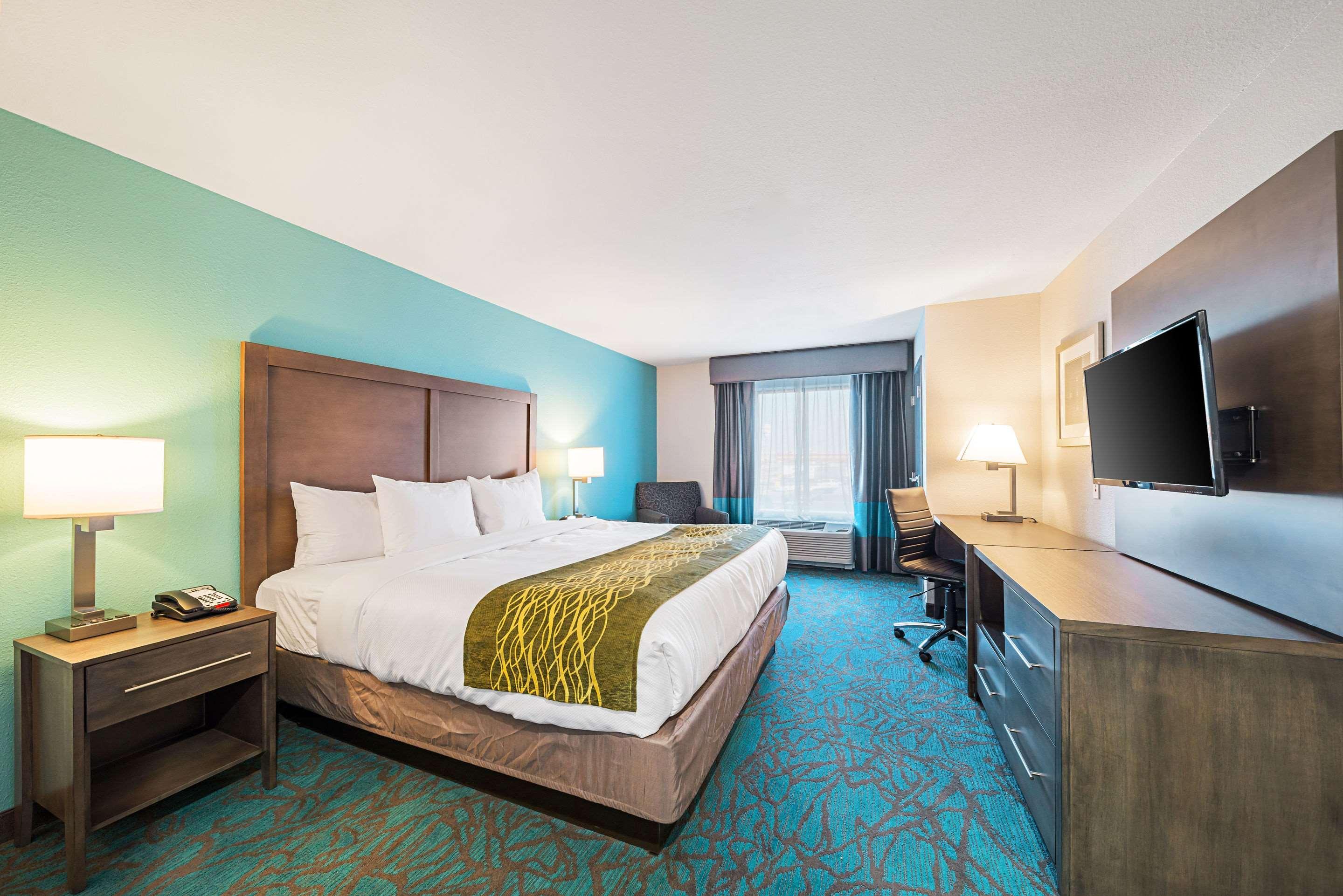 Comfort Inn & Suites Oklahoma City Near Bricktown Екстериор снимка