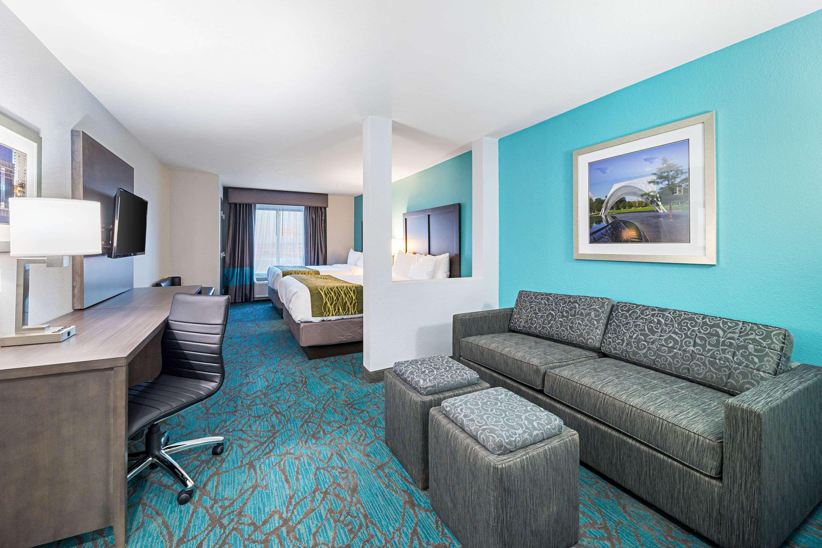 Comfort Inn & Suites Oklahoma City Near Bricktown Екстериор снимка