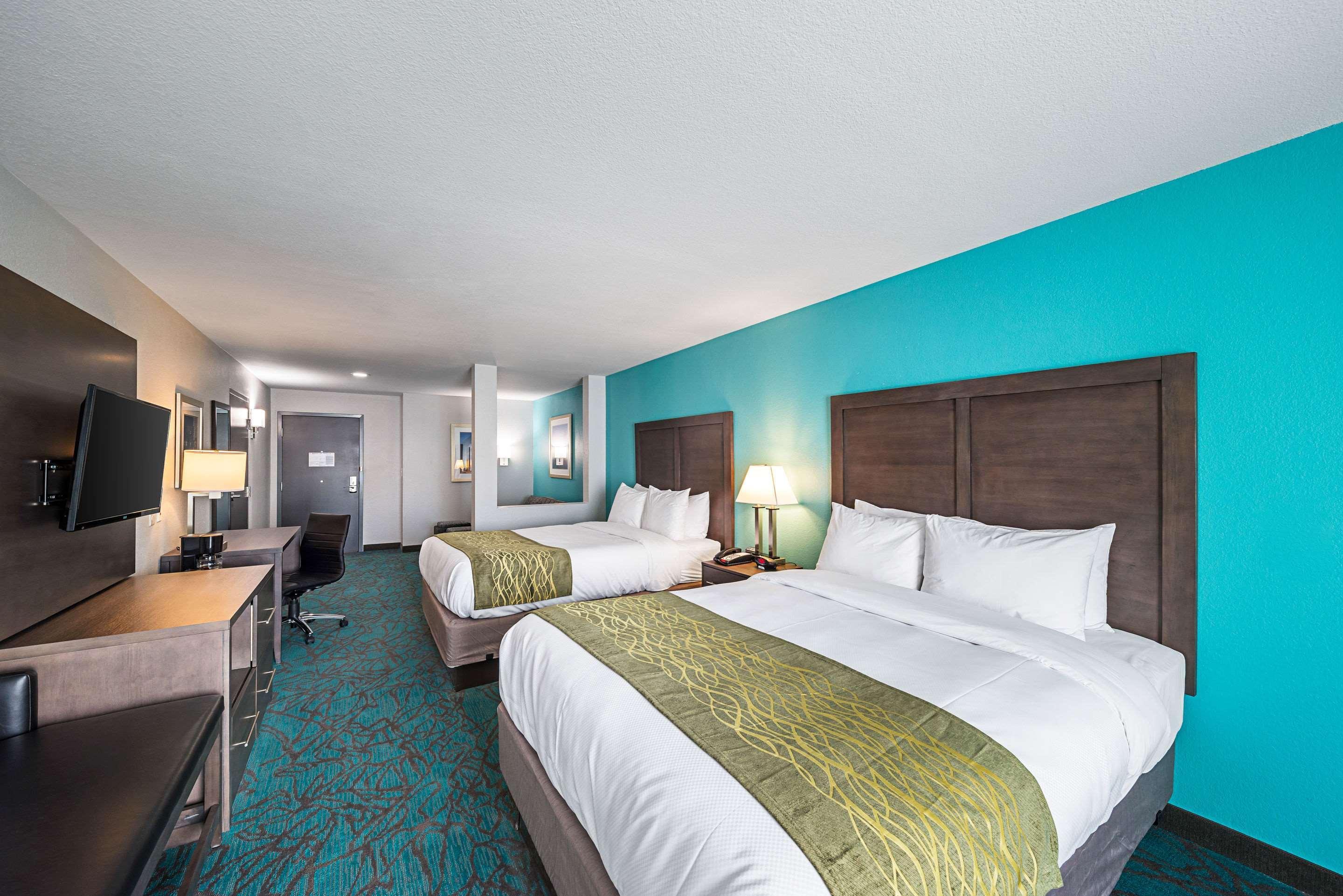 Comfort Inn & Suites Oklahoma City Near Bricktown Екстериор снимка