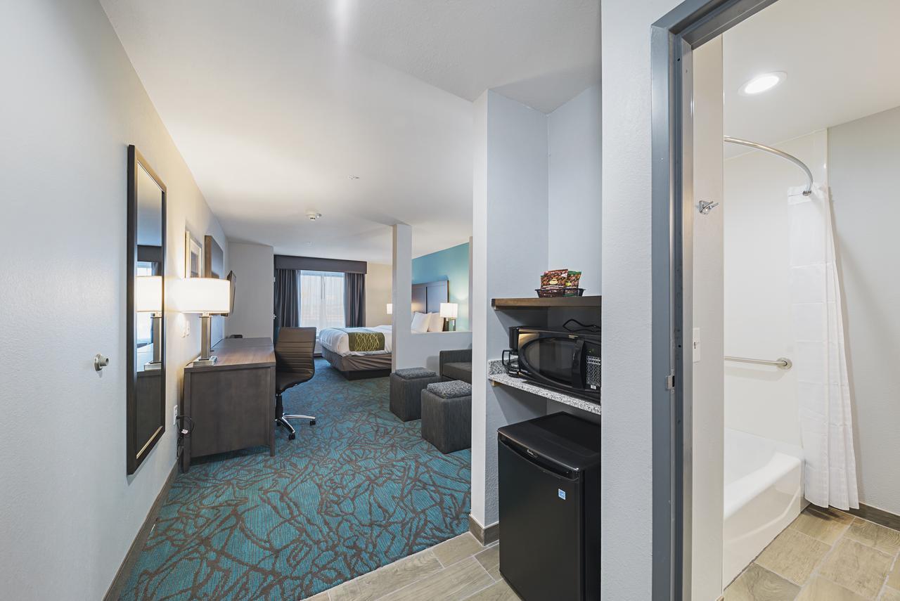 Comfort Inn & Suites Oklahoma City Near Bricktown Екстериор снимка