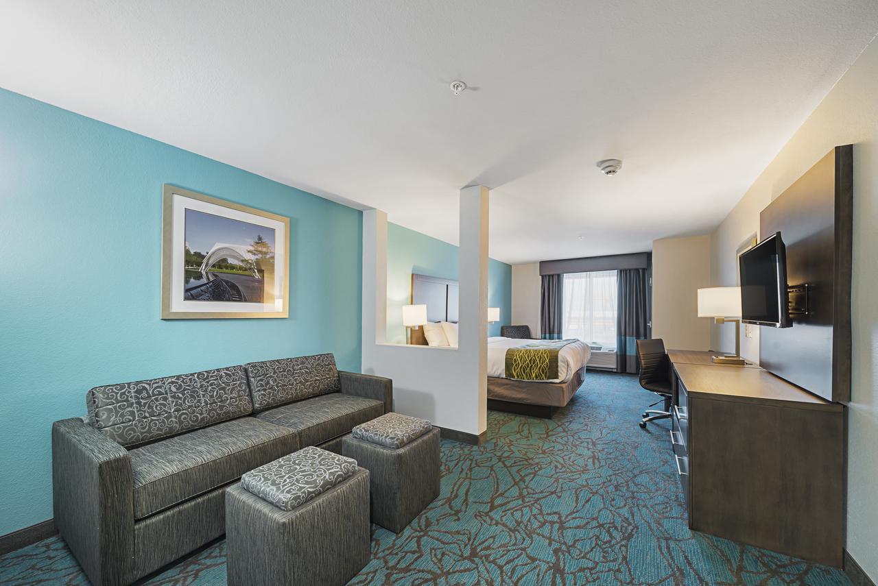 Comfort Inn & Suites Oklahoma City Near Bricktown Екстериор снимка