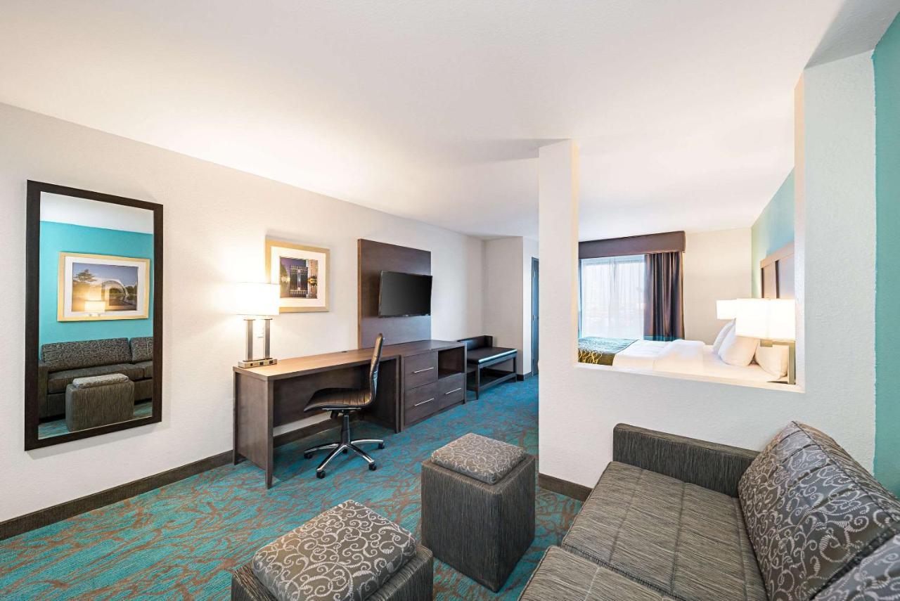 Comfort Inn & Suites Oklahoma City Near Bricktown Екстериор снимка